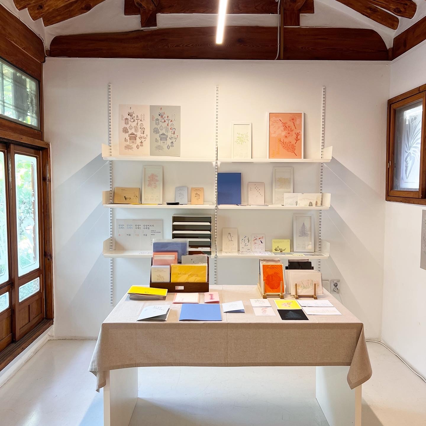 전시전경 · Exhibition view · (이미지 제공 = designEUM) · (Source = designEUM)