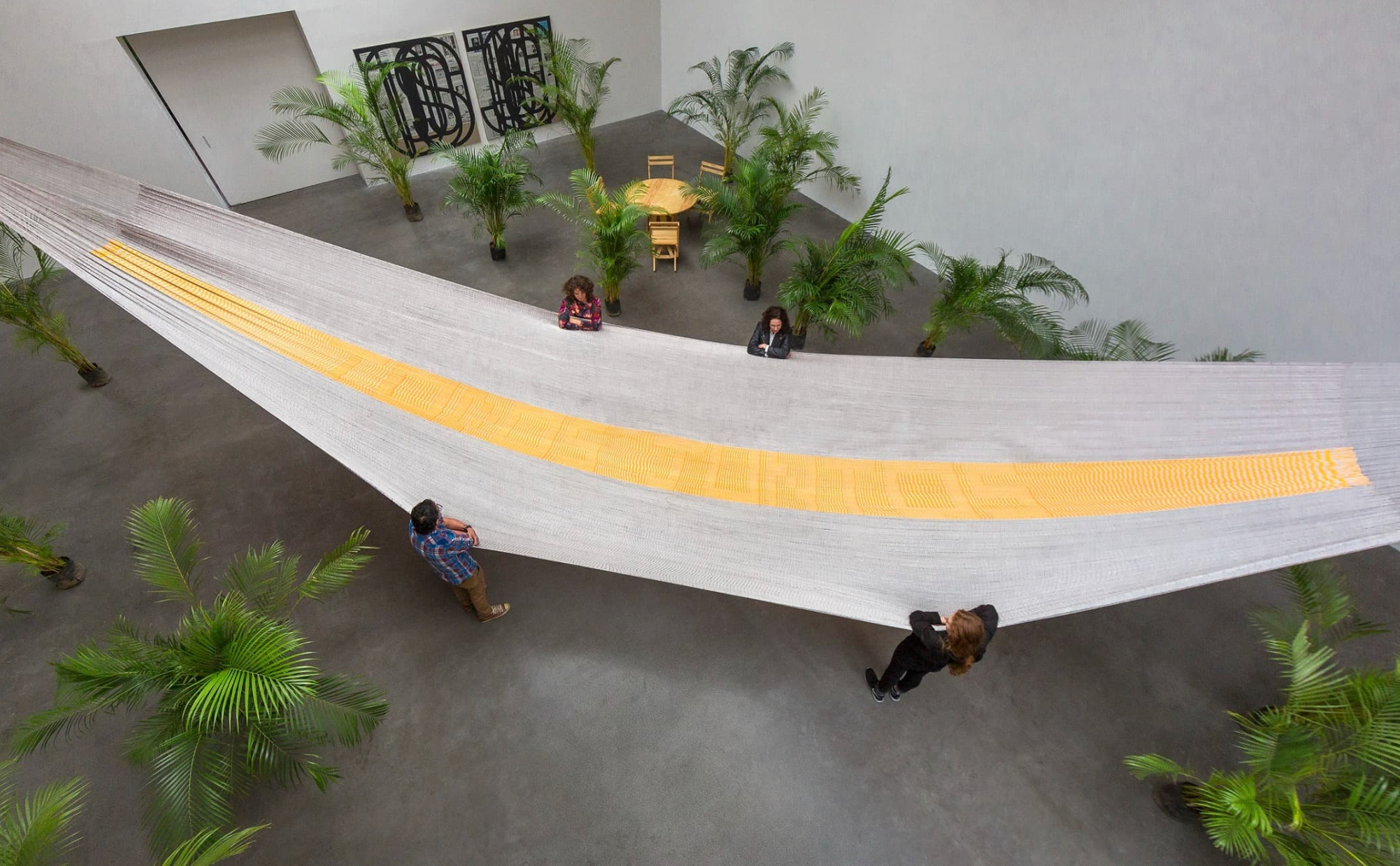 전시전경 · Exhibition view · (출처 = 신세계갤러리) · (Source = Shinegae Gallery)