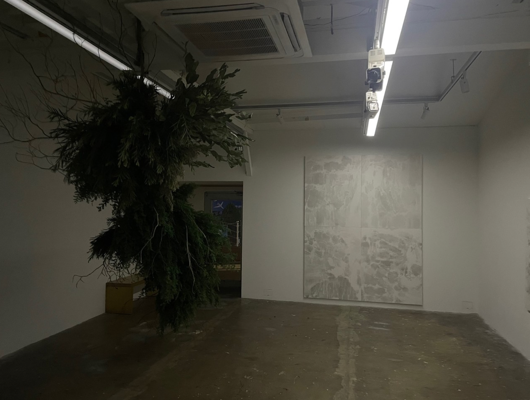 전시전경 · Exhibition view · (출처 = 상업화랑) · (Source = Sahngup Gallery)
