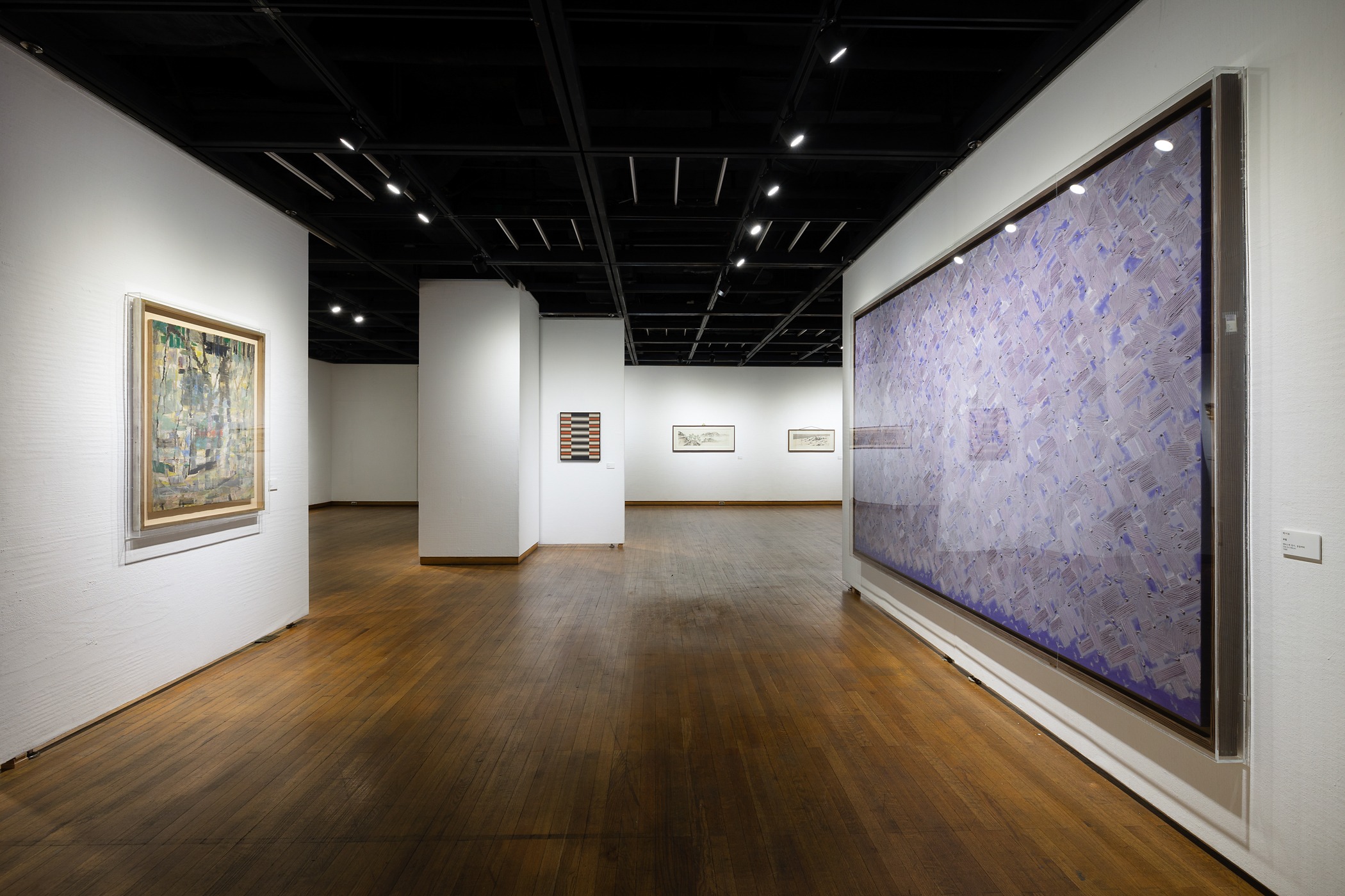 전시전경 · Exhibition view · (이미지 출처 = 한원미술관) · (Image Source = hanwon museum of art)