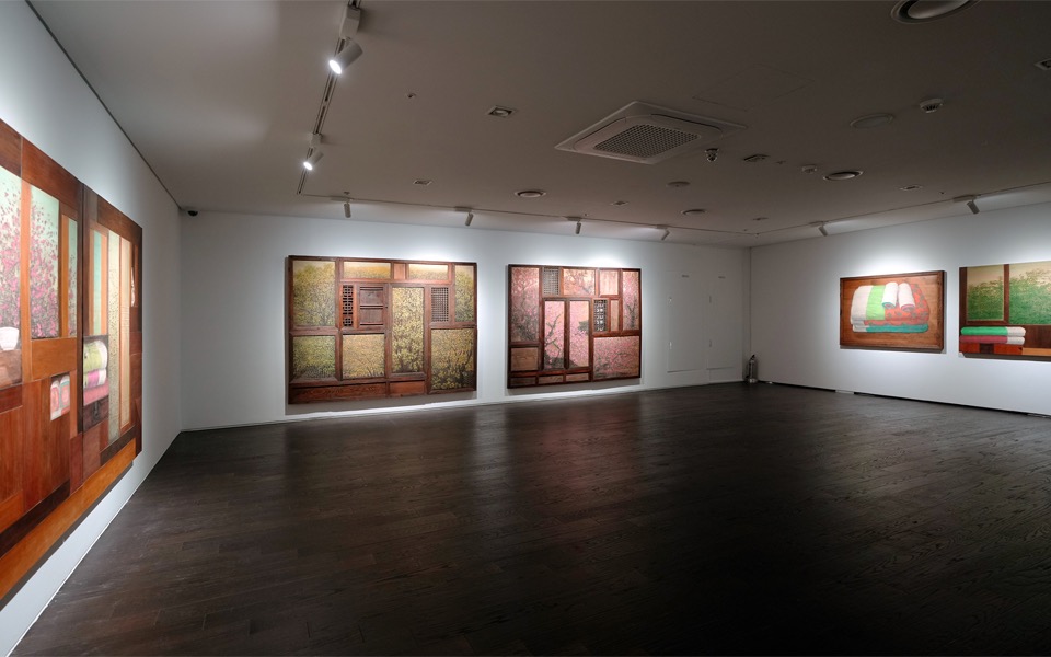 전시전경 · Exhibition view · (출처 = 포스코미술관) · (Source = Posco Art Museum)