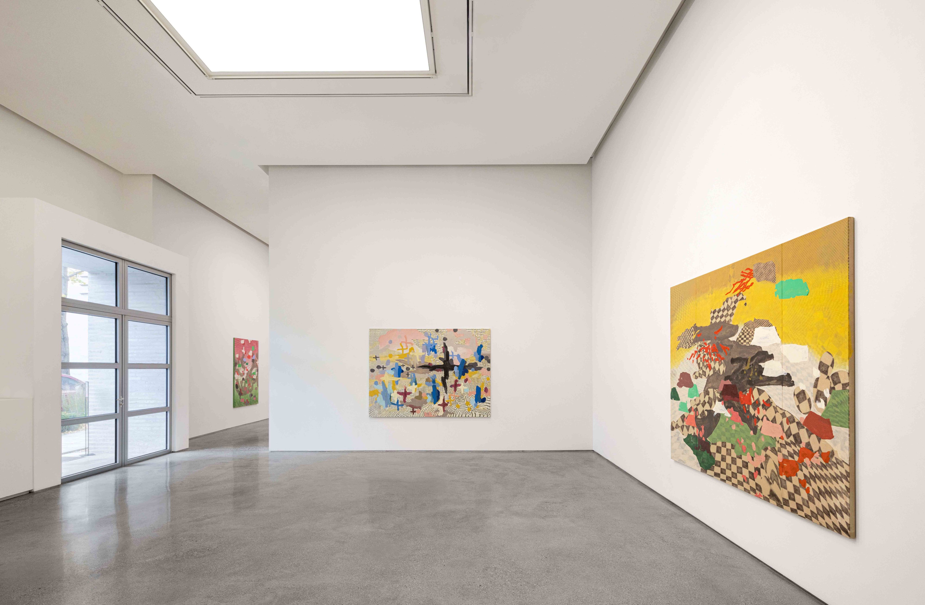 전시전경 · Exhibition view · (출처 = PKM 갤러리) · (Source = PKM Gallery)