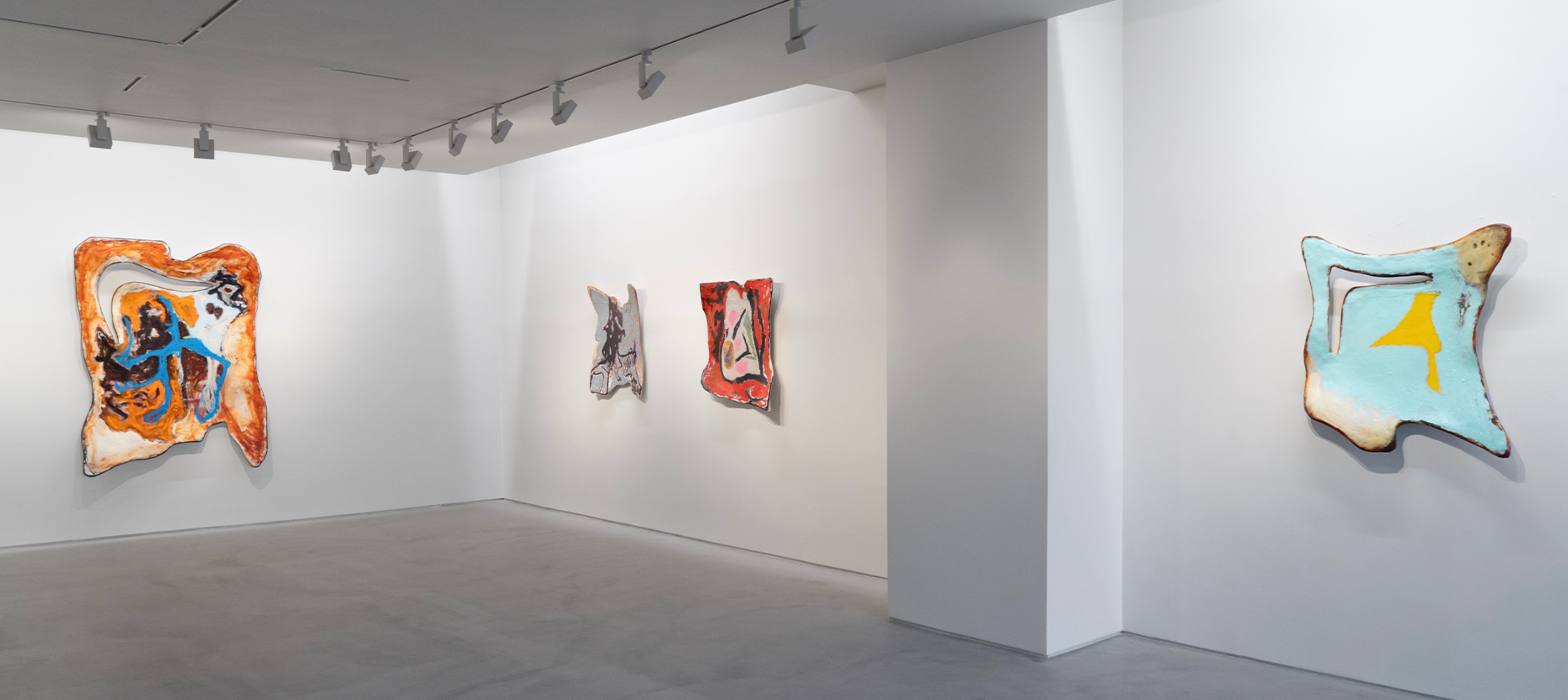 전시전경 · Exhibition view · (출처 = 가나아트) · (Source = Gana Art)