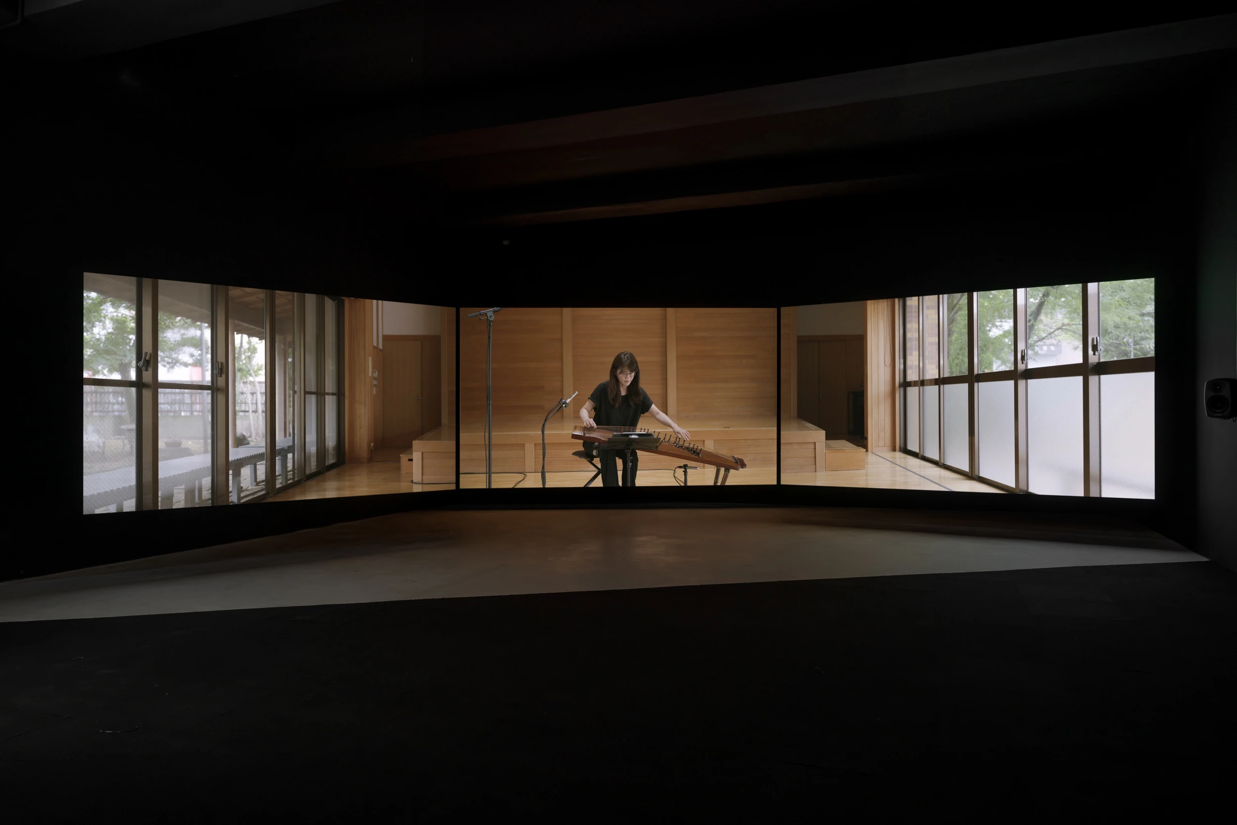 전시전경 · Exhibition view · (출처 = 바라캇컨템포러리) · (Source = Barakat Contemporary)