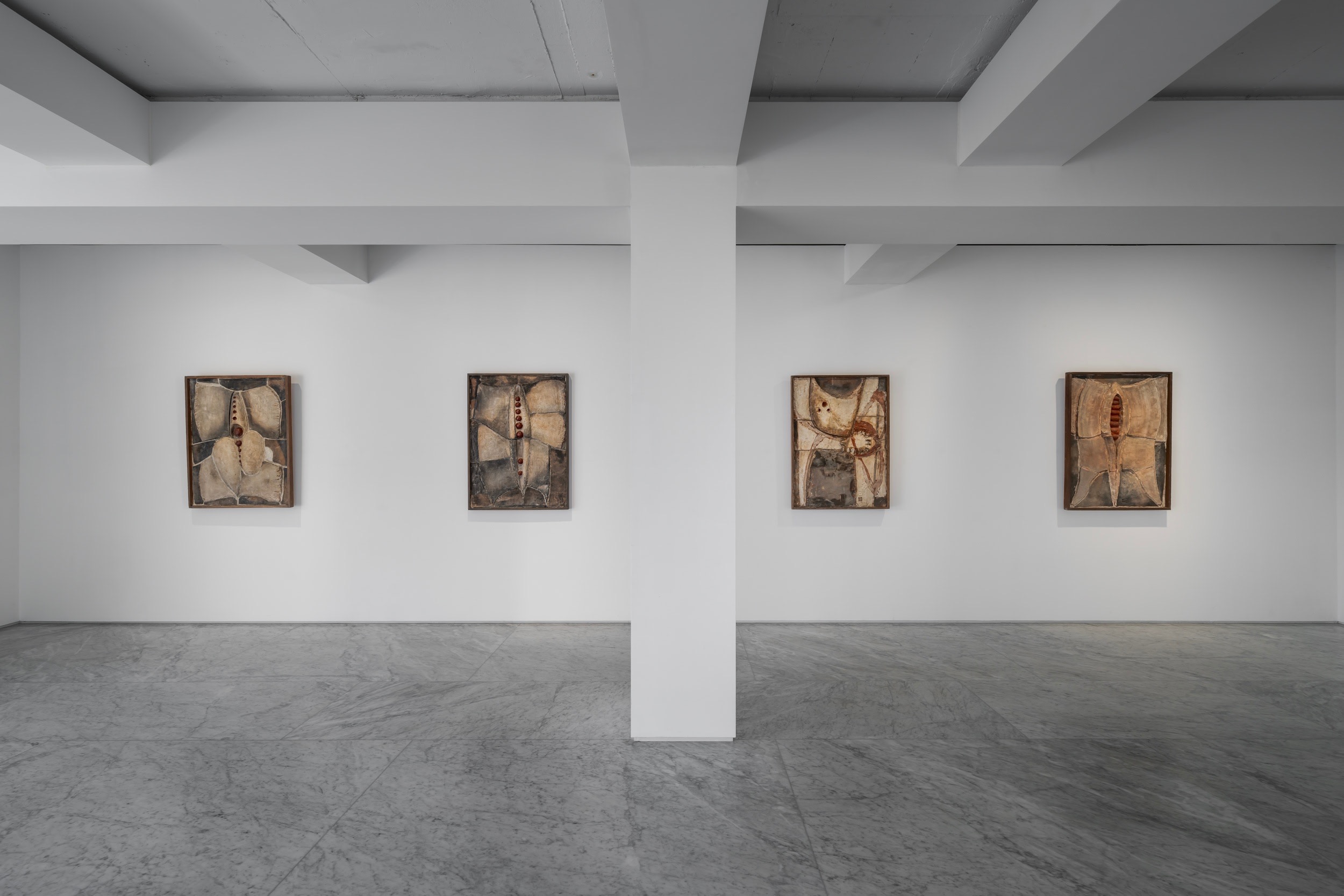 전시전경 · Exhibition view · (출처 =  PKM갤러리) · (Source = PKM Gallery)