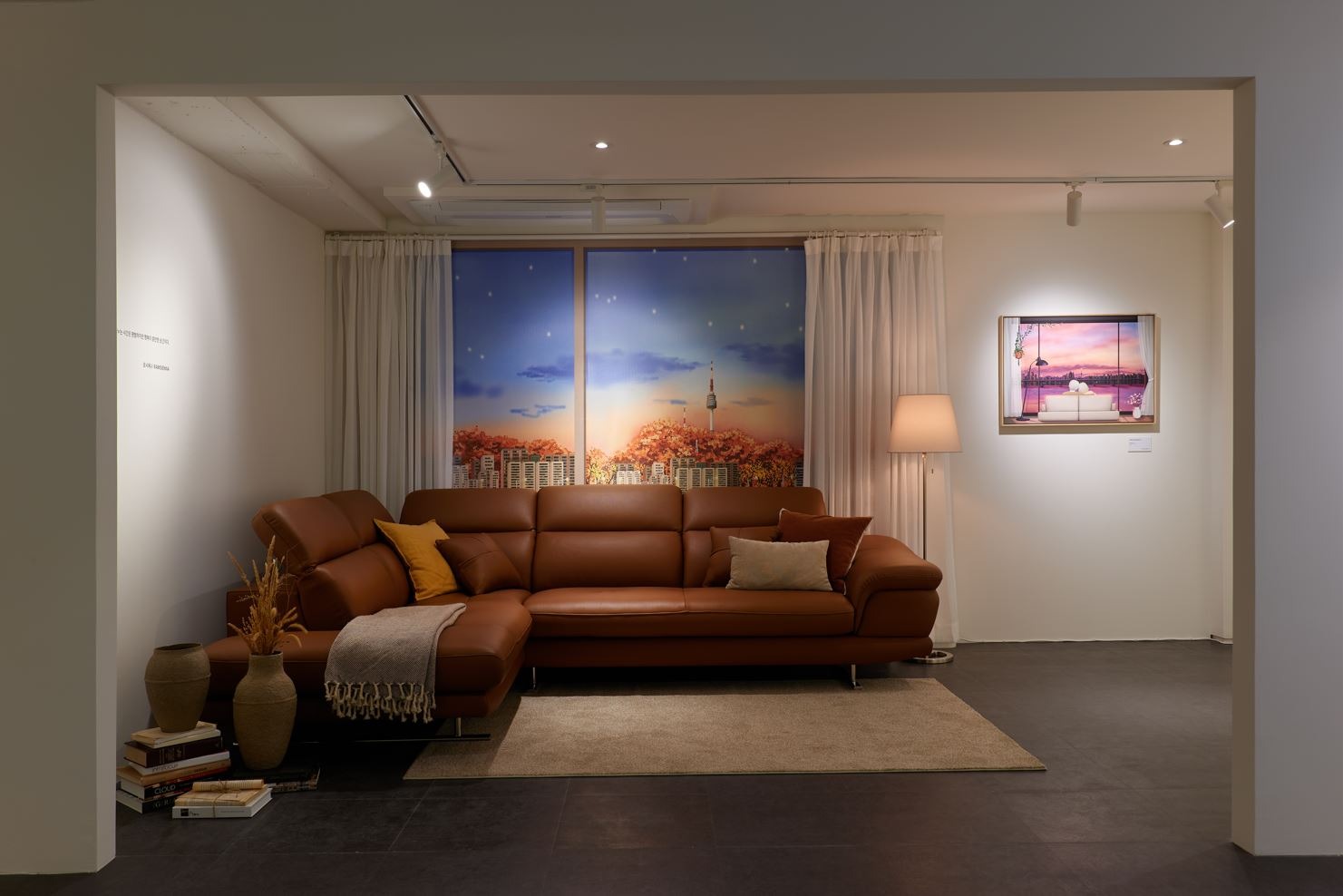 전시전경 · Exhibition view · (이미지 출처 = 자코모 갤러리) · (Image Source = jakomo gallery)