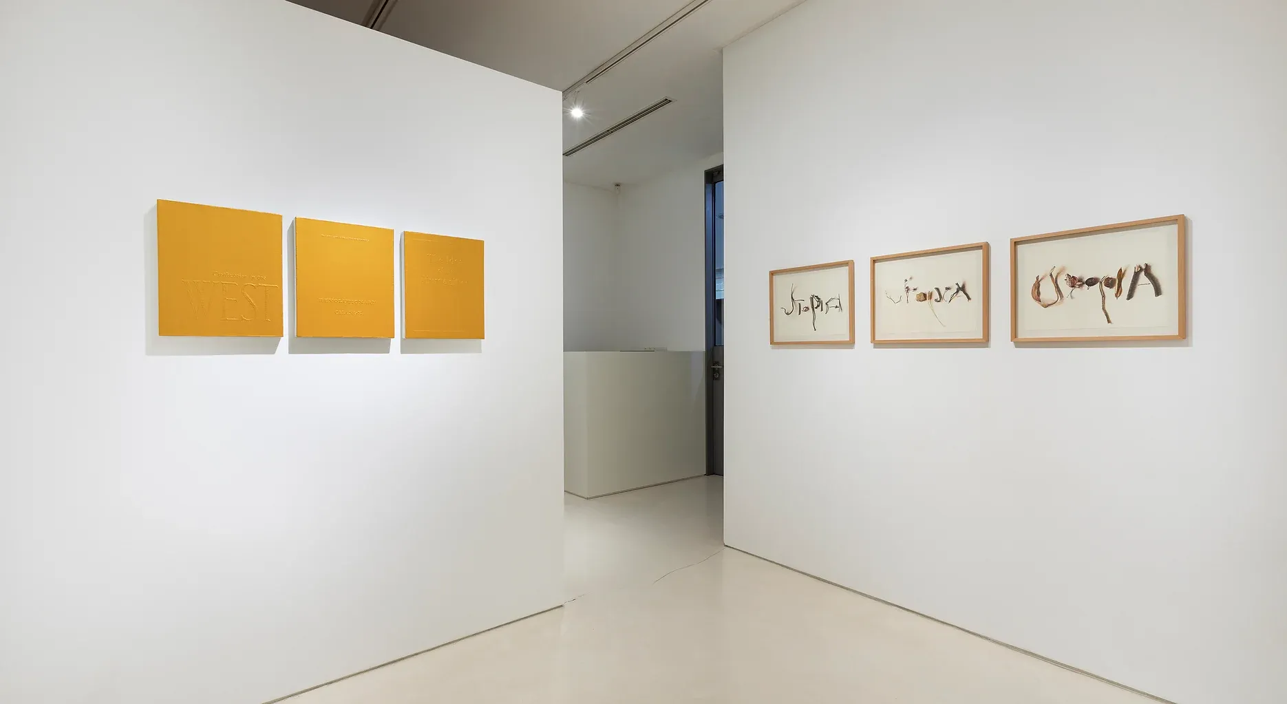 전시전경 · Exhibition view · (이미지 출처 = 송아트 갤러리) · (Image Source = Song art gallery)