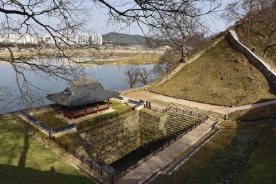 마길영 · Magilyoung · (이미지 출처 = 갤러리인덱스) · (Image Source = galleryindex)