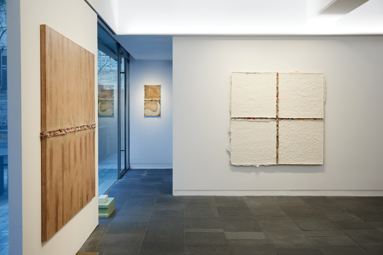 전시전경 · Exhibition view · (이미지 출처 = 노블레스컬렉션) · (Image Source = noblesscollection)