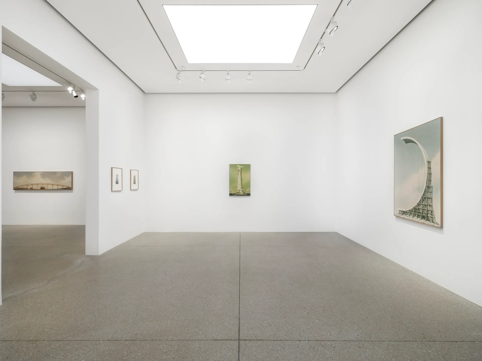전시전경 · Exhibition view · (출처 = 화이트큐브) · (Source = White Cube)