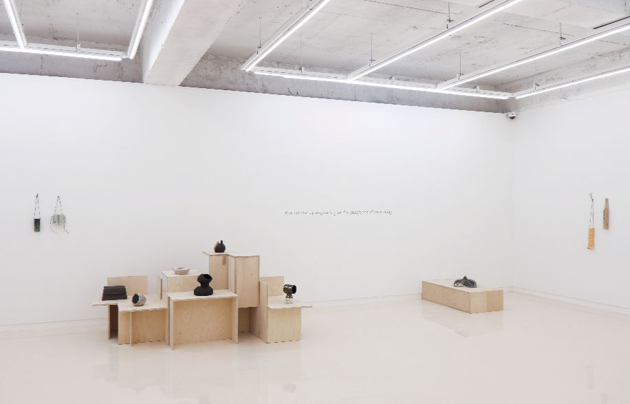 전시전경 · Exhibition view · (이미지 출처 = 토마스파크 갤러리) · (Image Source = thomaspark gallery)