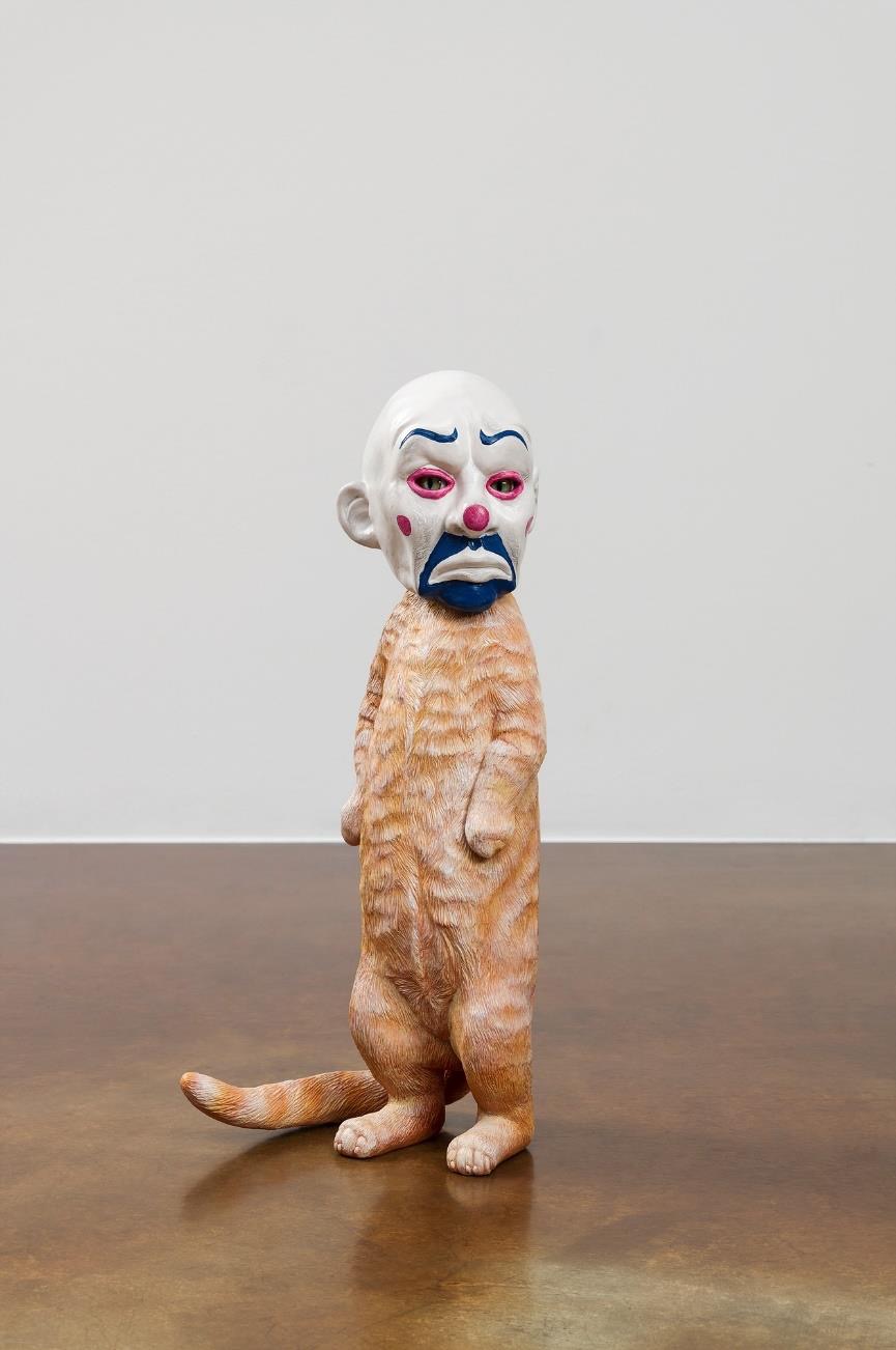 실재악당 · 레진 · 61(h)x27x20 cm · 2024 · An Actual Villian · Resin · 김홍석 · Gimhongsok · Courtesy of the artist and Kukje Gallery, 사진: 안천호, 이미지 제공: 국제갤러리 · Courtesy of the artist and Kukje Gallery, Photo: Chunho An, Image provided by Kukje Gallery