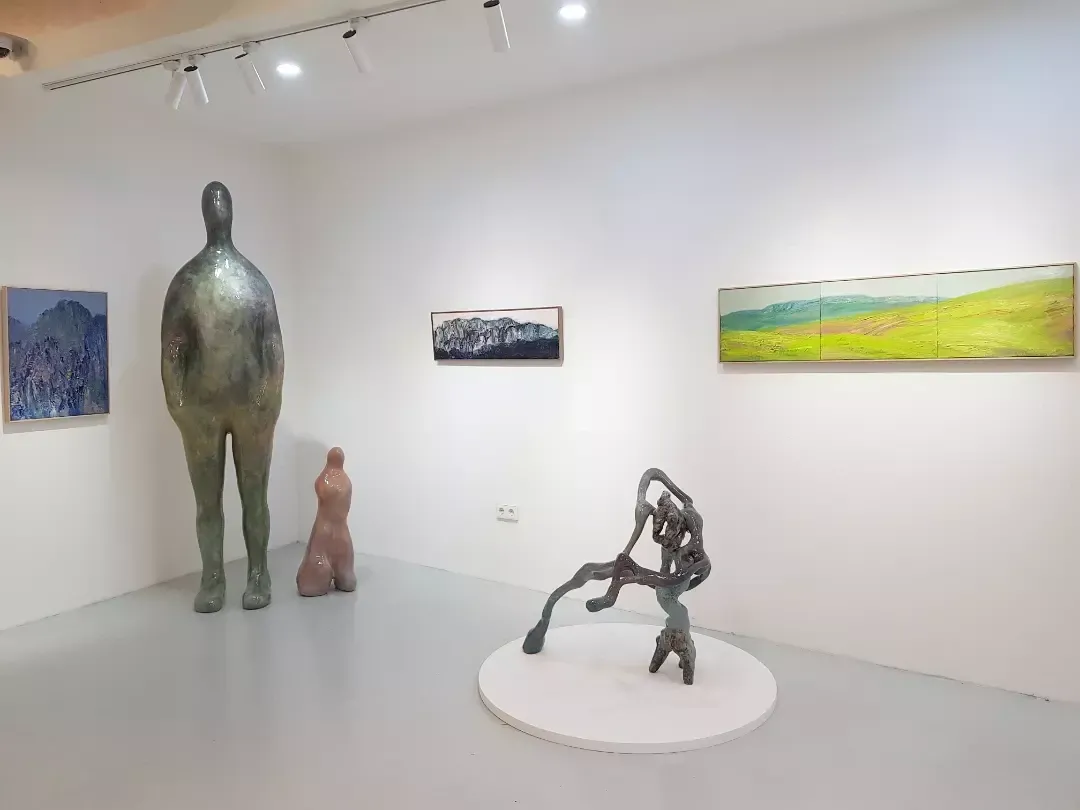 전시전경 · Exhibition view · (이미지 출처 = 하랑갤러리) · (Image Source = galleryharang)