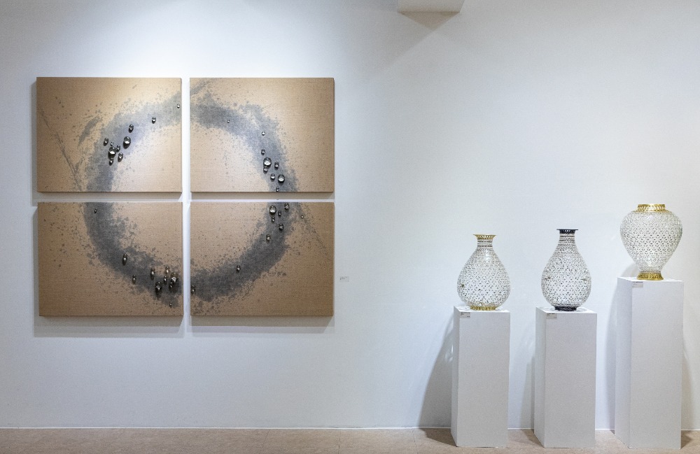 전시전경 · Exhibition view · (이미지 출처 = 맨션나인) · (Image Source = mansion9)