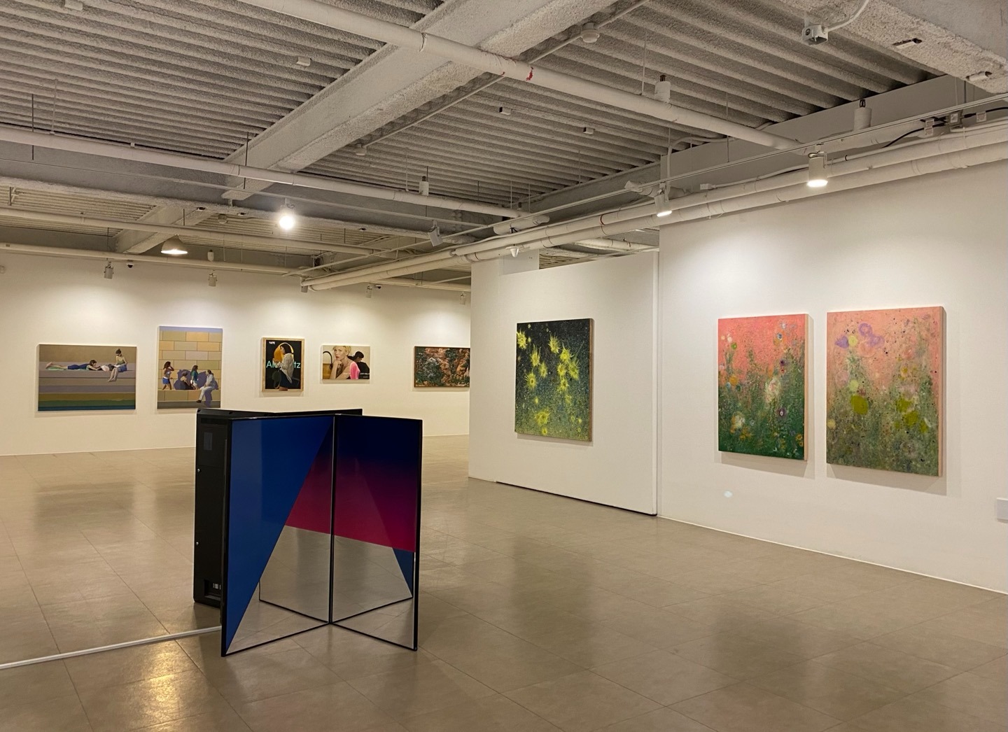 전시전경 · Exhibition view · (출처 = 갤러리 퍼플)