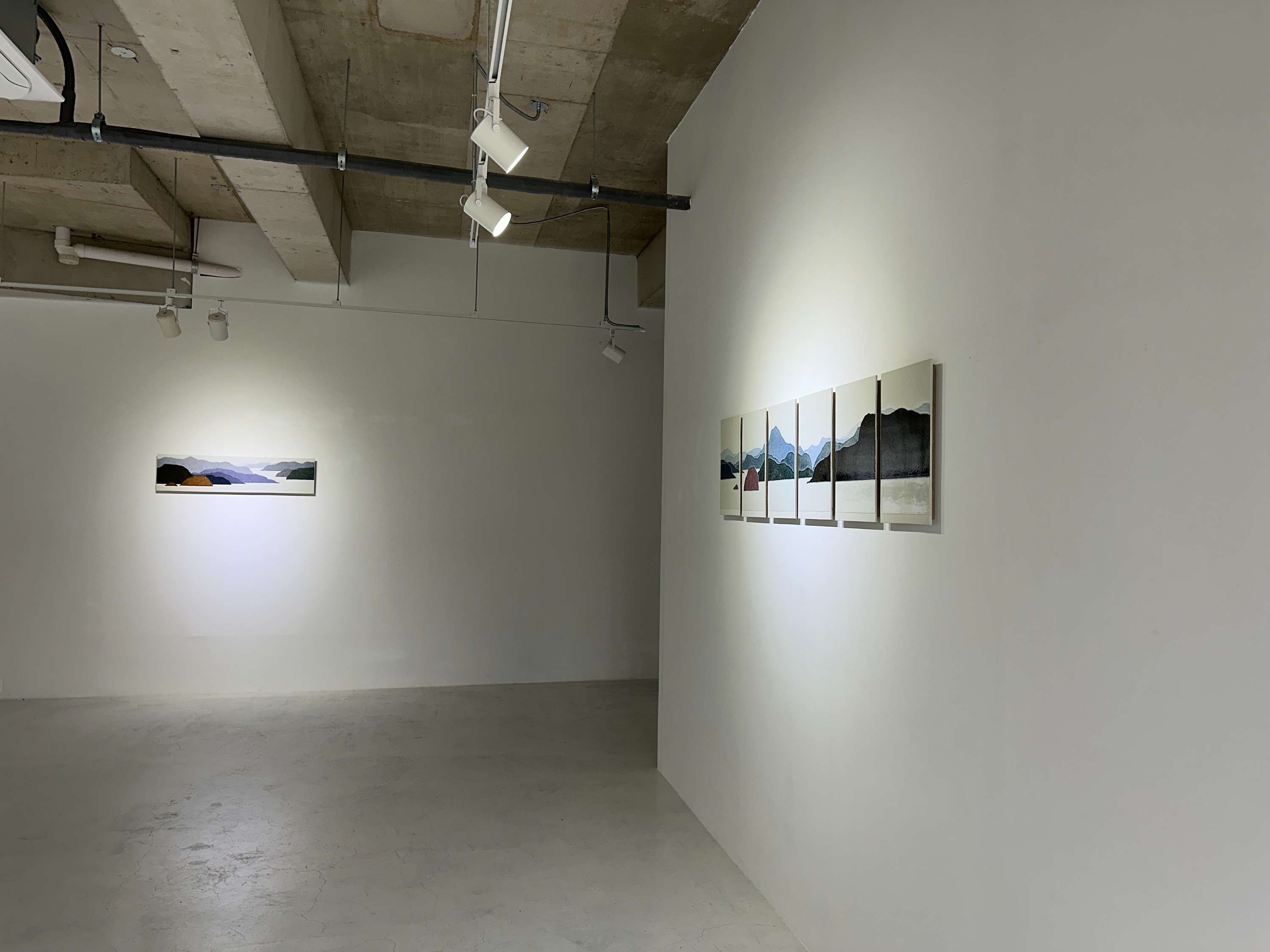 전시전경 · Exhibition view · (출처 = 갤러리이배)