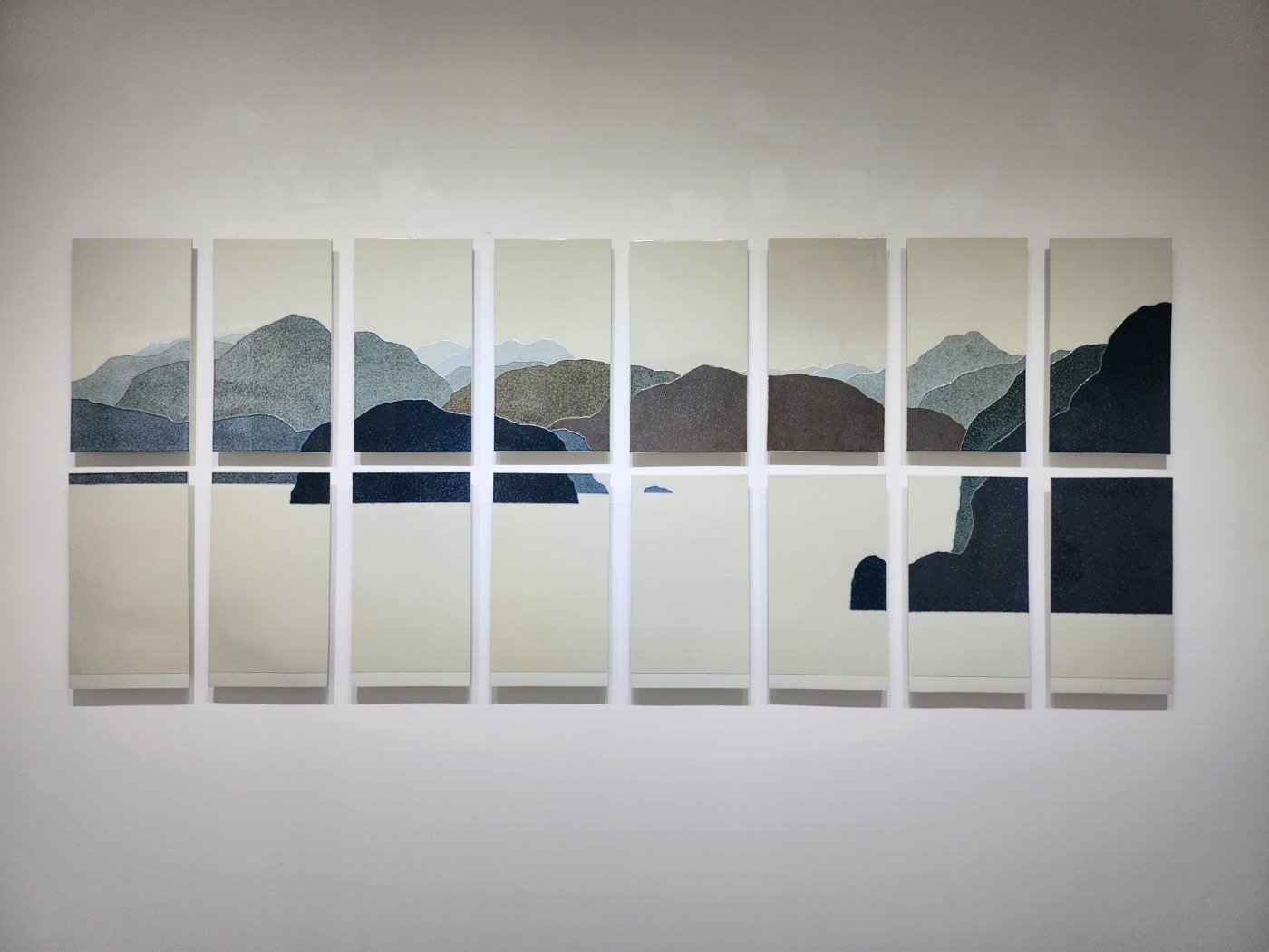 전시전경 · Exhibition view · (출처 = 갤러리이배)