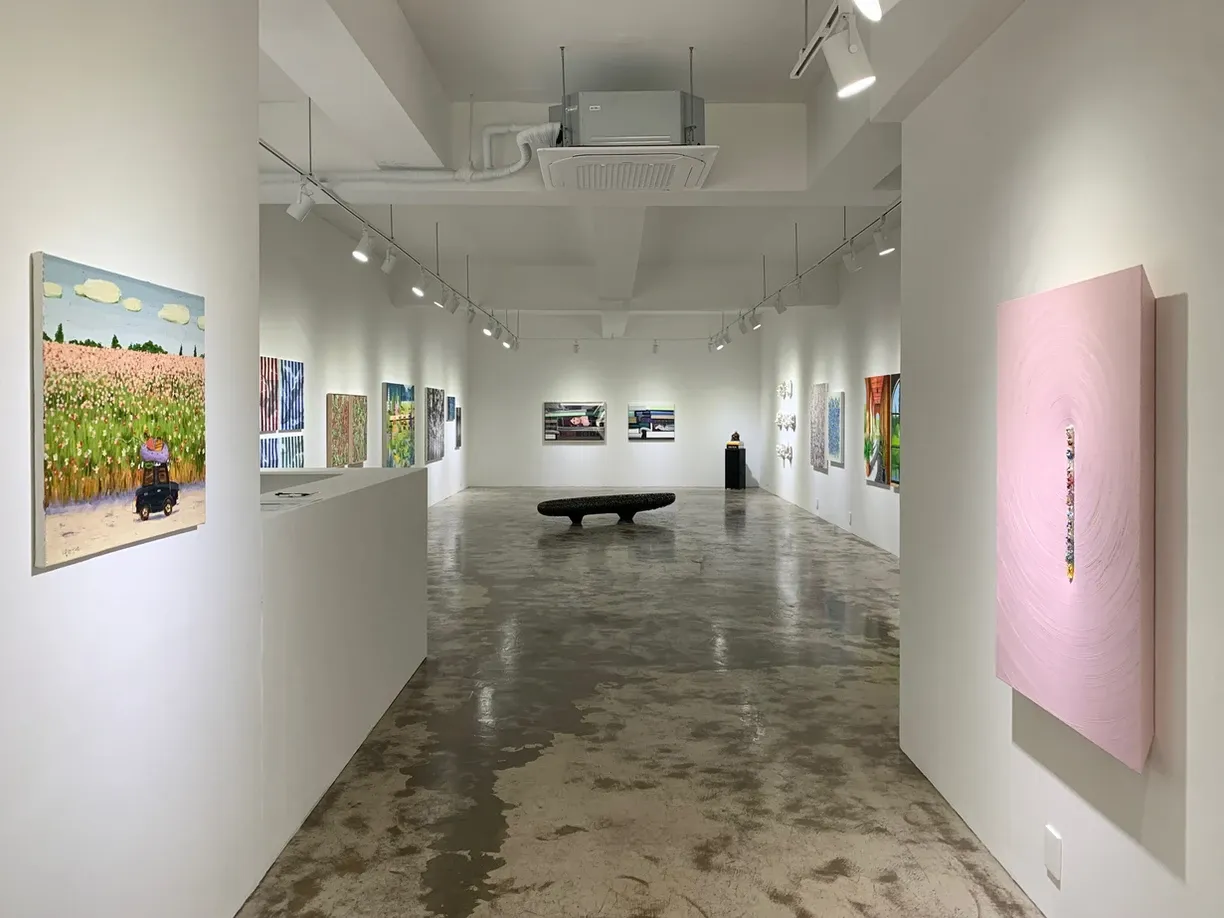 전시전경 · Exhibition view · (출처 = 리나갤러리)