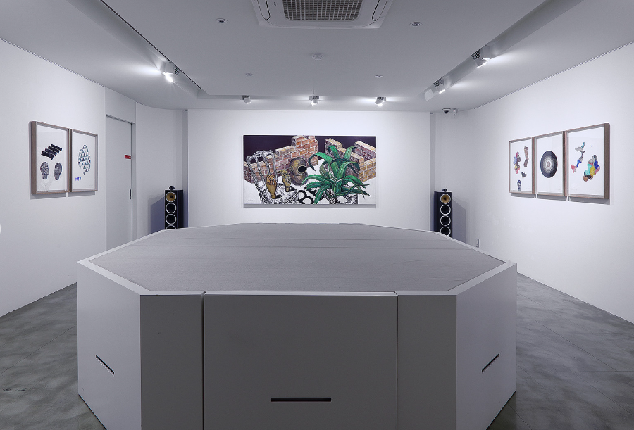전시전경 · Exhibition view · (출처 = 호리아트스페이스)