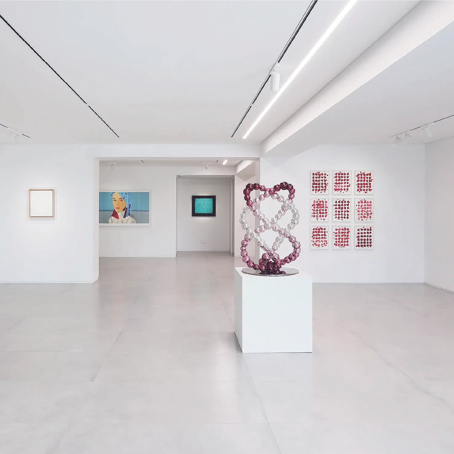 전시전경 · Exhibition view · (출처 = 송아트갤러리)