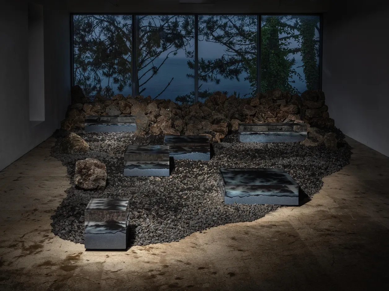 전시전경 · Exhibition view · (출처 = 리나갤러리)