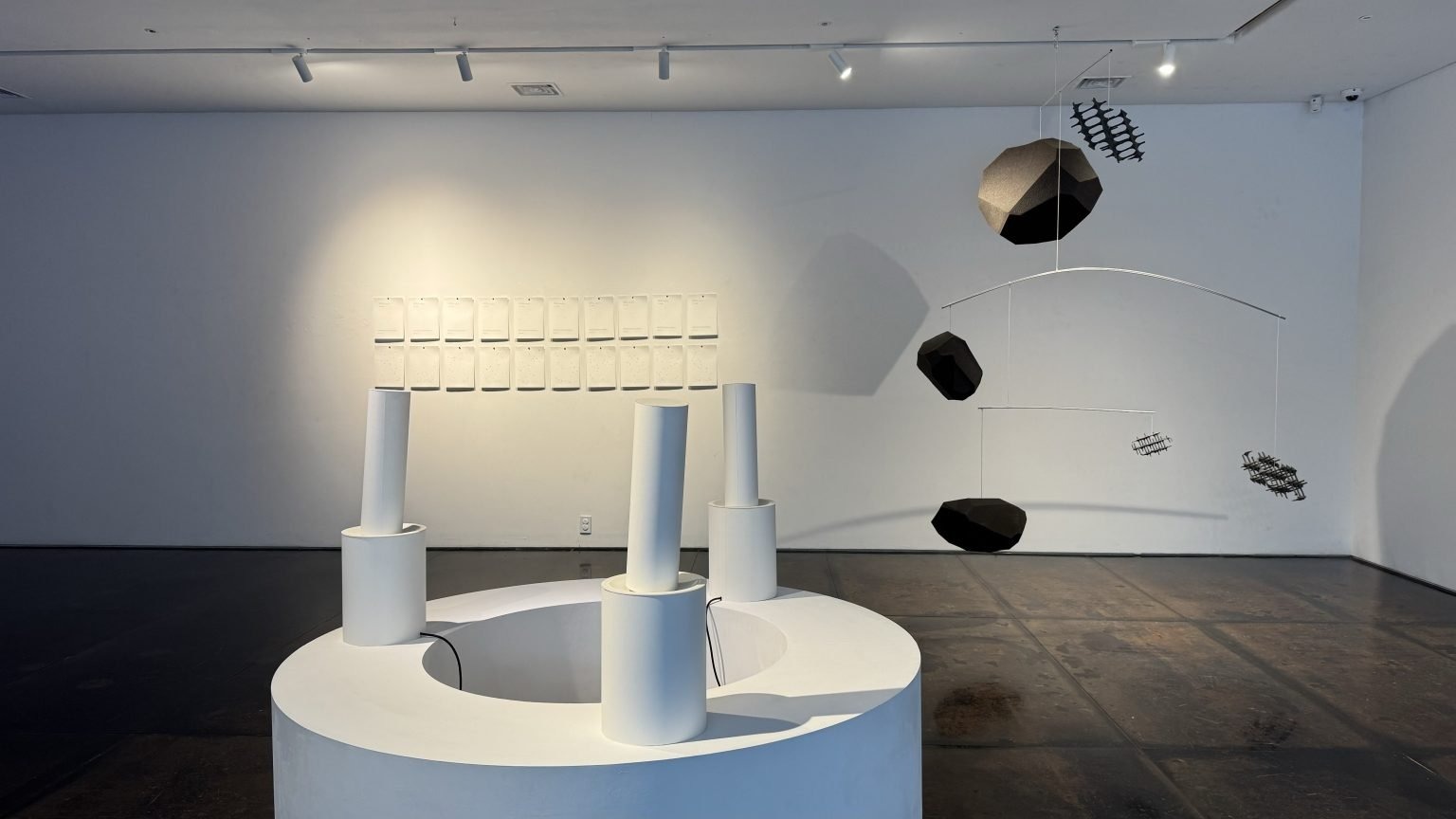 전시전경 · Exhibition view · (출처 = 비트리갤러리)