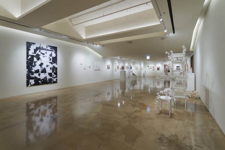 전시전경 · Exhibition view · ​ (출처 = 한솥아트스페이스)