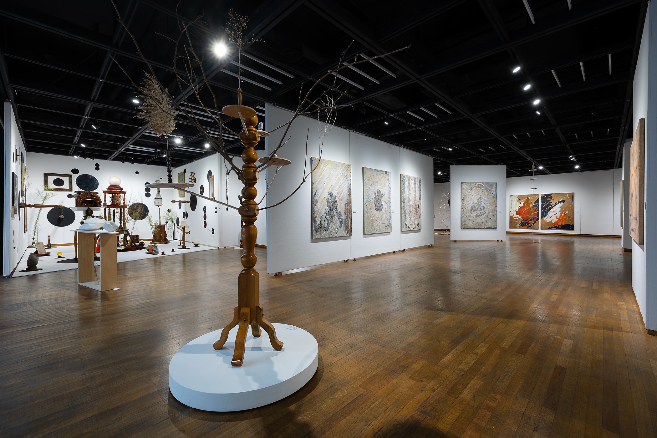 전시전경 · Exhibition view · (출처 = 한원미술관)