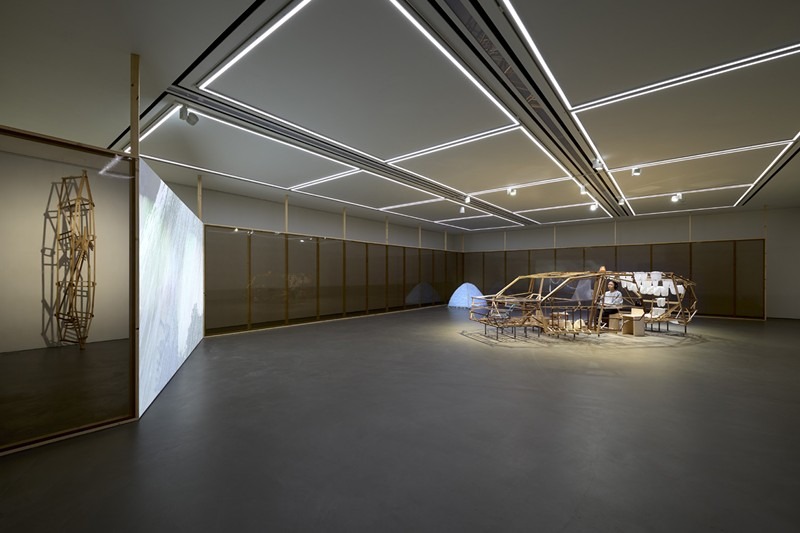 전시전경 · Exhibition view · 노혜리 개인전 《August is the cruelest》, 전시 전경, 두산아트센터 두산갤러리, 서울, 2025, 사진: 김상태 Hyeree Ro’s Solo Exhibition August is the cruelest, Installation view, DOOSAN Art Center DOOSAN Gallery,  Seoul, 2025, photo: Sangtae Kim