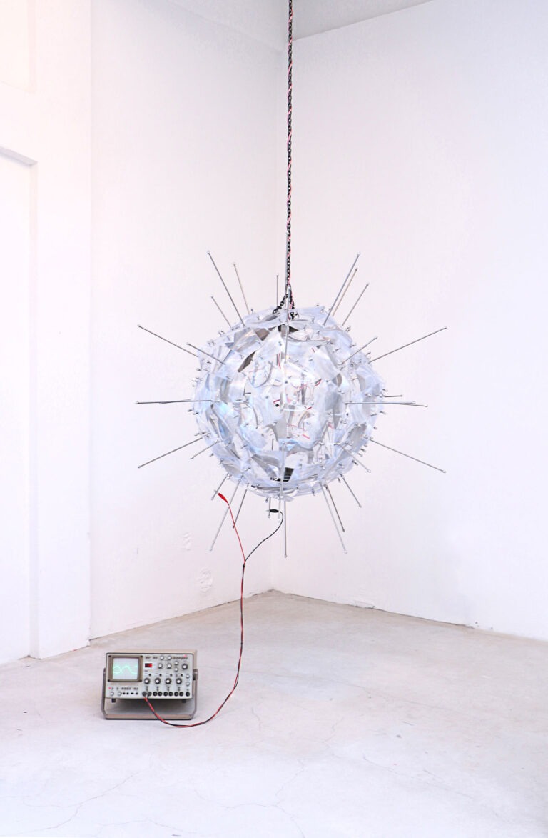 전시전경 · Exhibition view · 출처:이지훈,갤러리플레이리스트