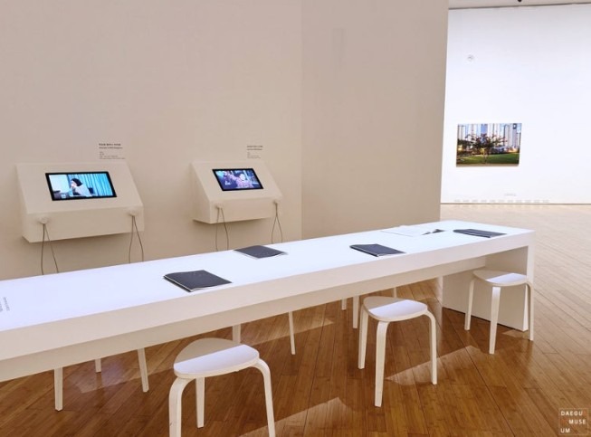 전시전경 · Exhibition view