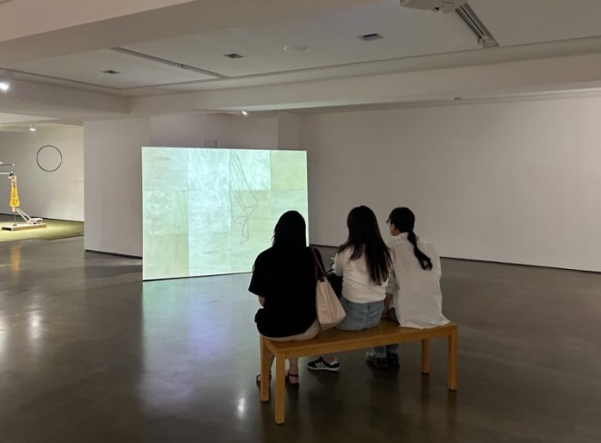 전시전경 · Exhibition view