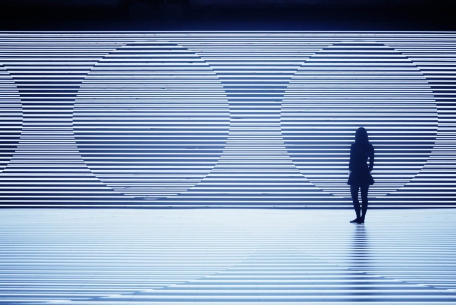 히든 섀도 V.2 · LED 스크린, 비디오, 사운드  사운드 트랙: 노노탁 스튜디오 · 21분 반복, 가변크기 · 2025 · 노노탁 NONOTAK