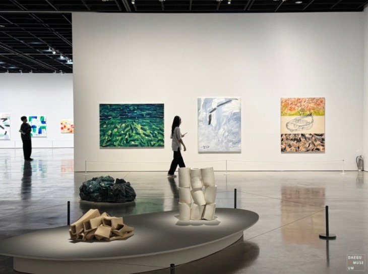 전시전경 · Exhibition view
