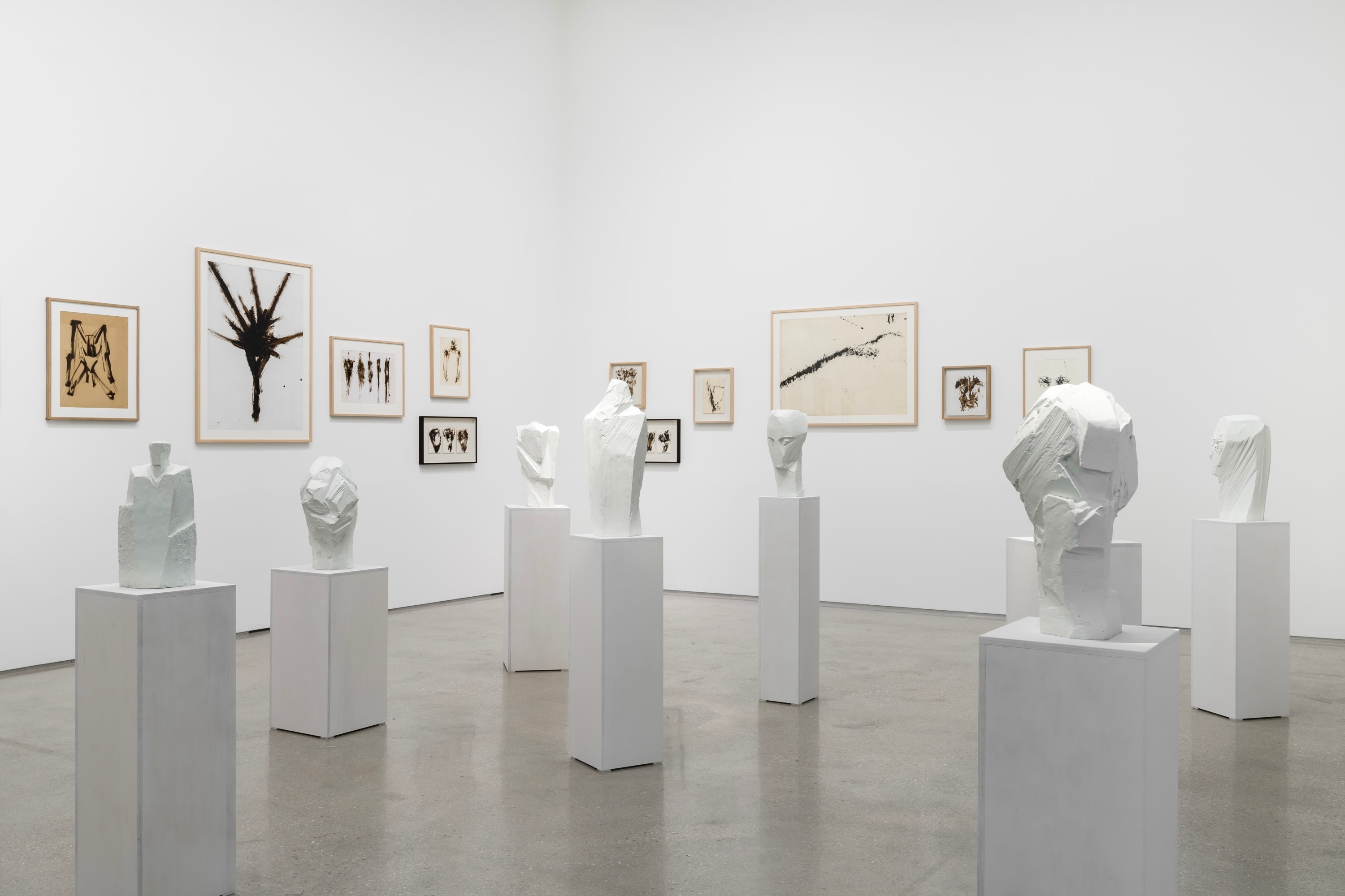 전시전경 · Exhibition view