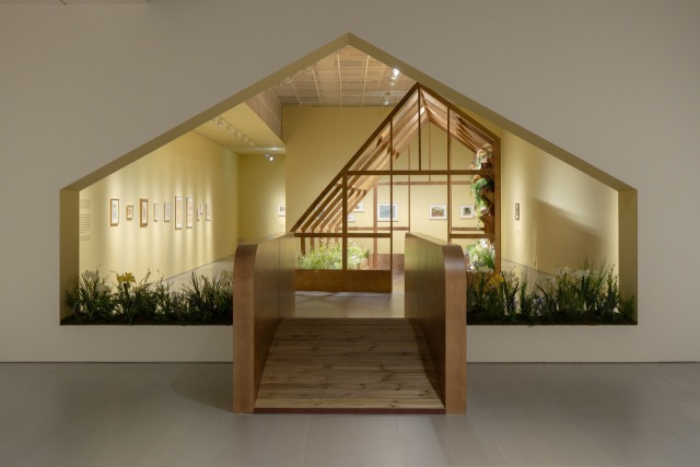 전시전경 · Exhibition view · 사진 제공=롯데뮤지엄   출처 : https://www.sedaily.com/NewsView/2H1Q7VZEHB