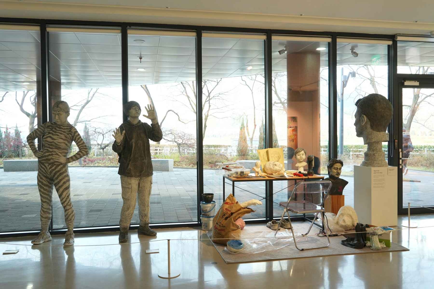 전시전경 · Exhibition view