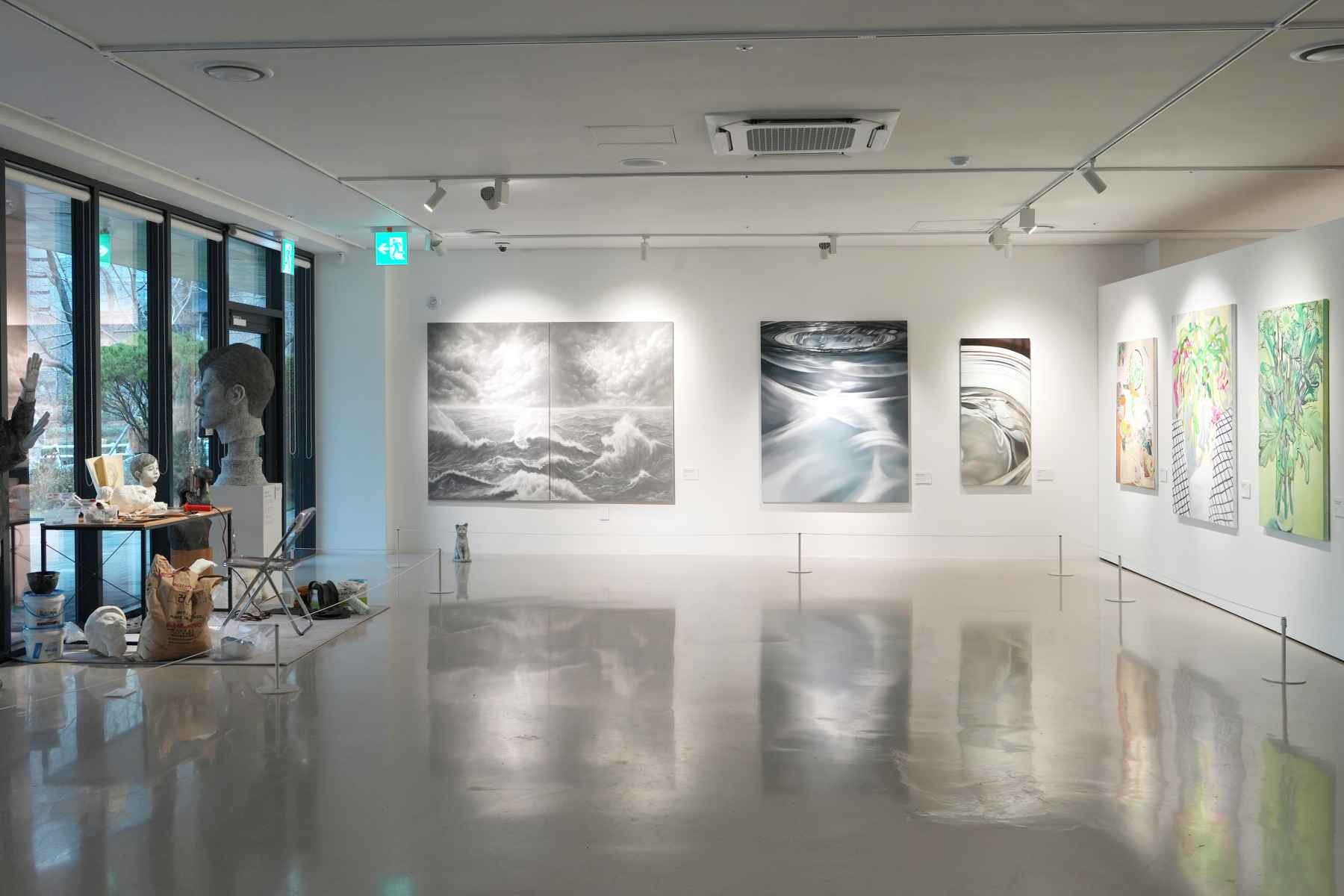 전시전경 · Exhibition view