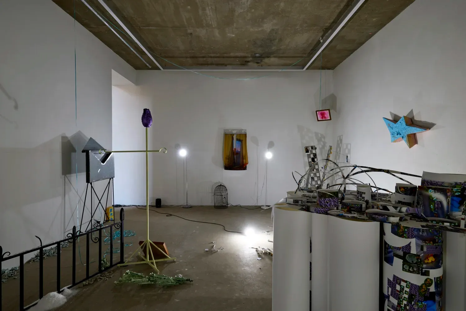 전시전경 · Exhibition view
