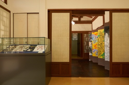 전시전경 · Exhibition view