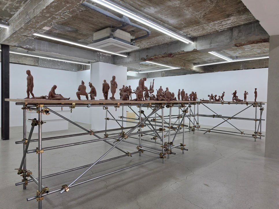 전시전경 · Exhibition view