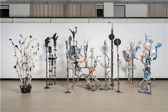 전시전경 · Exhibition view · 곽인탄 작가 전시 작품. (사진=인천문화재단 제공)
