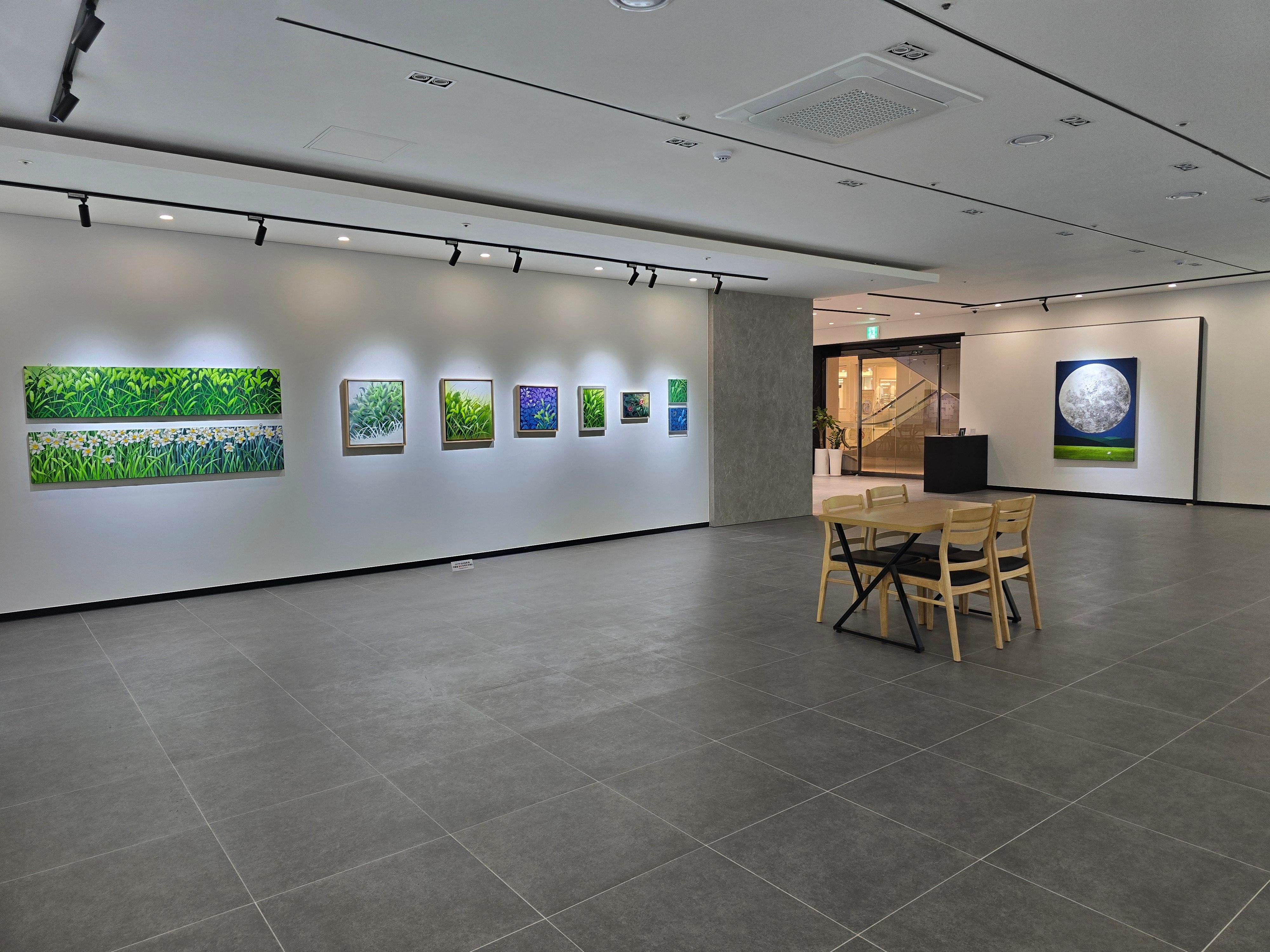 전시전경 · Exhibition view · *출처: 갤러리원 청주