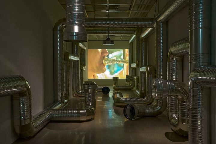 전시전경 · Exhibition view · 서울시립 서서울미술관 개관 특별 뉴미디어 소장품전 《서서울의 투명한 청소년 기계 》전시 전경