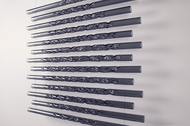 정체성의 흔적 · Borosilicate glass Installation · 91 x 4 x 83 cm · Identity of Trace · Borosilicate glass Installation