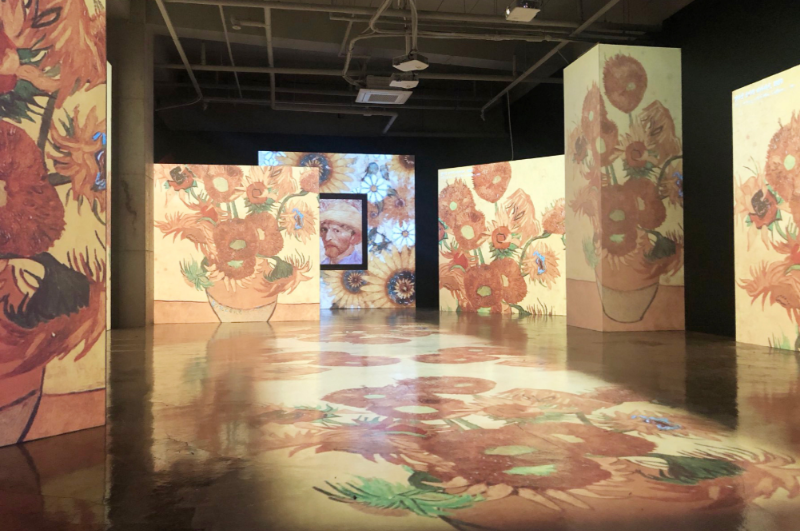 전시 전경 · Exhibition view