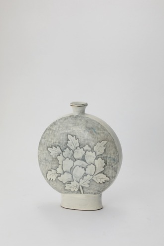 분청인화모란문편병3 · 분청토_색화장토_재유 · 24x8x29.5cm · Buncheong celadon3