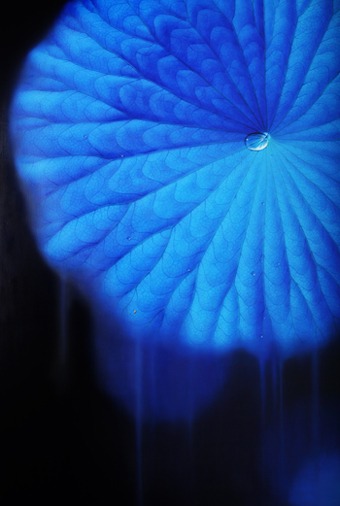 Blue Moon-space · Oil on Canvas · 194x130cm · 2019 · Blue Moon-space · Oil on Canvas