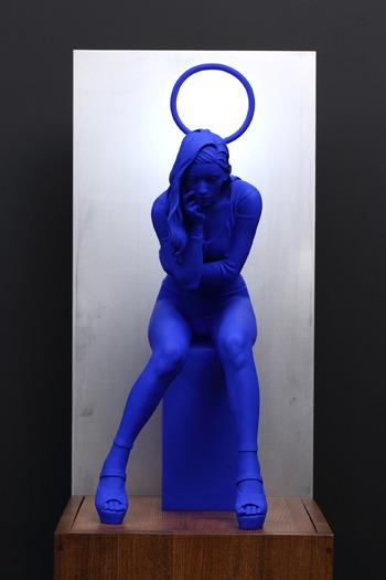 Yves · Figment on Resin_Neon Light · 75x40x40cm · 2015 · Yves · Figment on Resin_Neon Light