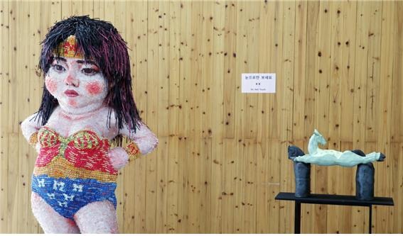 전시전경 · Exhibition view